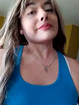 Snapshot of monicavictoria1301 chatting on 11/07/25, 08:20 monicavictoria1301 online show from 11/07/25, 08:20