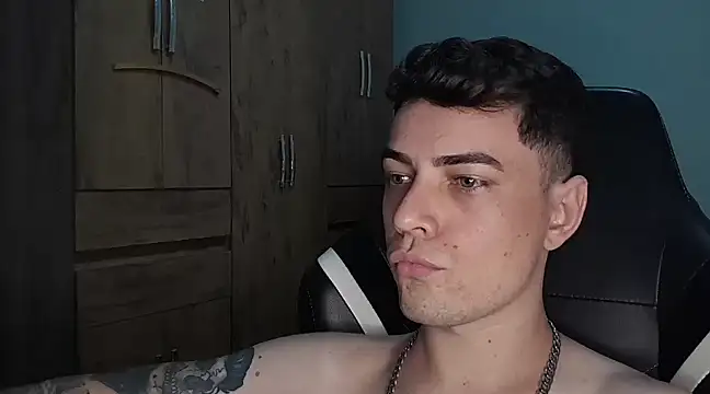 Dyllan   online show from 01/23/25, 09:50