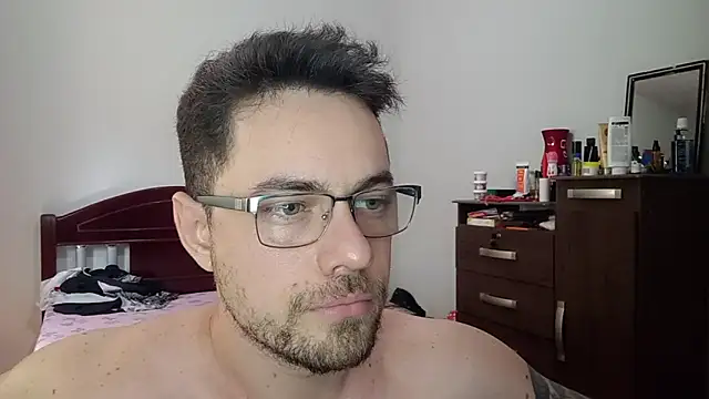 Dyllan   online show from 06/09/26, 03:23