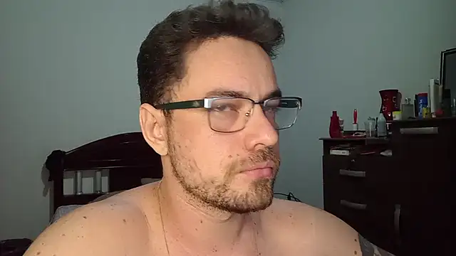 Dyllan   online show from 06/19/26, 02:05