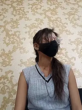 Snapshot of SCHOOL_Girl-0 chatting on 03/08/25, 06:10 SCHOOL Girl-0 online show from 03/08/25, 06:10