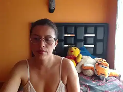 Snapshot of stefany7803 chatting on 01/29/25, 10:01 stefany7803 online show from 01/29/25, 10:01