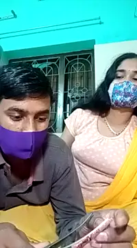 Snapshot of Sexy-Couple20 chatting on 01/18/25, 05:37 Sexy-Couple20 online show from 01/18/25, 05:37