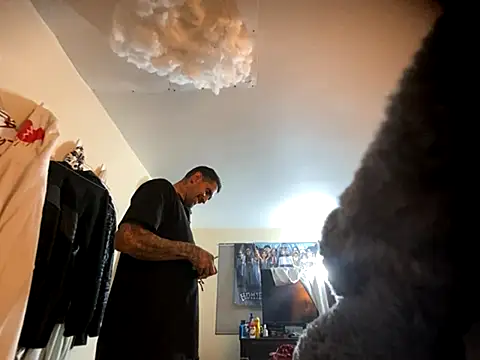 Snapshot of hornycouple818 chatting on 11/23/25, 10:37 hornycouple818 online show from 11/23/25, 10:37