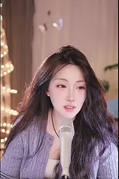 Dou-Dou-er online show from 03/06/25, 11:25