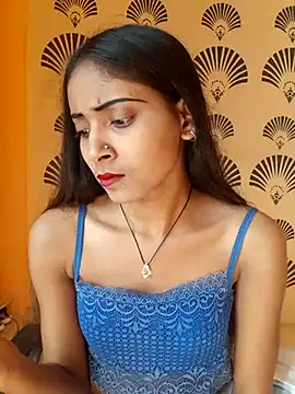 Snapshot of Divya-2007 chatting on 02/22/25, 06:06 Divya-2007 online show from 02/22/25, 06:06