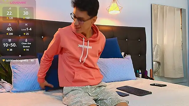 Cum hunters online show from 03/11/25, 08:31