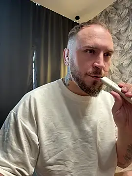  XxX-XxX  online show from 10/31/25, 07:20