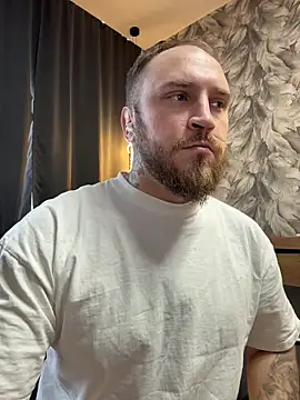  XxX-XxX  online show from 11/28/25, 09:34