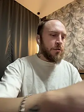  XxX-XxX  online show from 12/18/25, 11:33