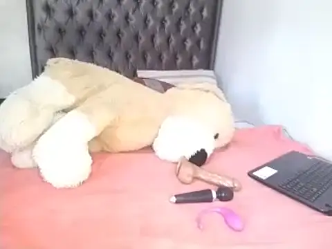 Chandy012 online show from 04/10/26, 02:33