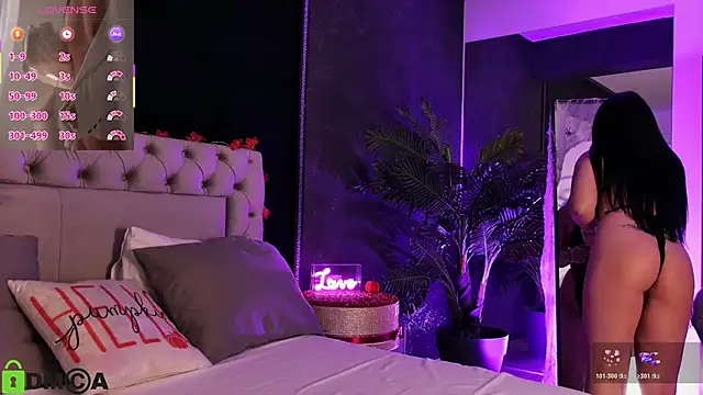 ClaraShine online show from 11/02/25, 05:10