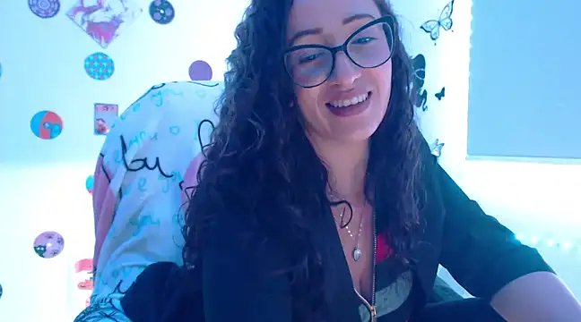 Snapshot of samy_love35 chatting on 02/14/25, 12:25 samy love35 online show from 02/14/25, 12:25