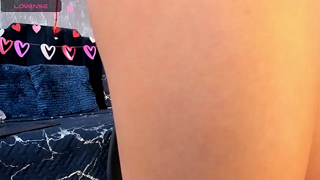 Isis ariany  online show from 02/24/25, 12:59