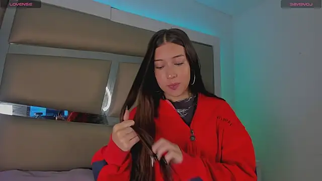 Snapshot of Princess_tokyo chatting on 01/31/25, 12:40 Princess tokyo online show from 01/31/25, 12:40