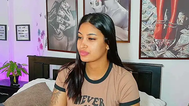 loretahorny online show from 03/31/26, 12:49