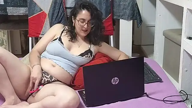 Snapshot of SiperinoLossado chatting on 04/08/26, 10:43 SiperinoLossado online show from 04/08/26, 10:43