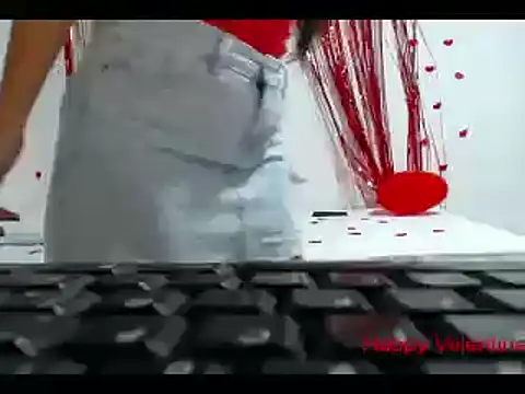 Snapshot of lana_roman chatting on 02/14/25, 11:42 lana roman online show from 02/14/25, 11:42