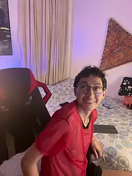 Snapshot of darkdesire_01 chatting on 02/09/25, 01:55 darkdesire 01 online show from 02/09/25, 01:55