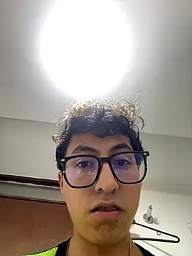 Snapshot of darkdesire_01 chatting on 09/19/25, 02:13 darkdesire 01 online show from 09/19/25, 02:13