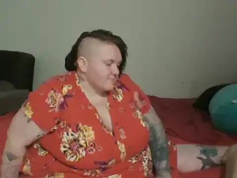 Snapshot of CorgiGodez98 chatting on 02/22/25, 04:07 CorgiGodez98 online show from 02/22/25, 04:07