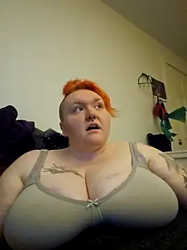 Snapshot of CorgiGodez98 chatting on 11/09/25, 03:49 CorgiGodez98 online show from 11/09/25, 03:49