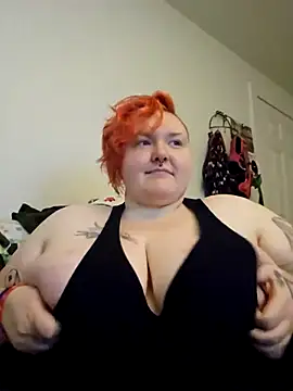 Snapshot of CorgiGodez98 chatting on 11/12/25, 11:14 CorgiGodez98 online show from 11/12/25, 11:14