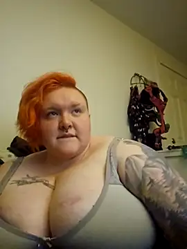 Snapshot of CorgiGodez98 chatting on 11/14/25, 07:40 CorgiGodez98 online show from 11/14/25, 07:40