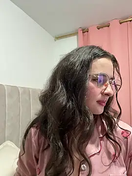 baaby-miiaa online show from 05/08/26, 11:37