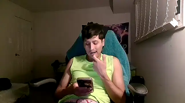 Snapshot of PerroDemonioHot chatting on 03/04/25, 05:00 PerroDemonioHot online show from 03/04/25, 05:00