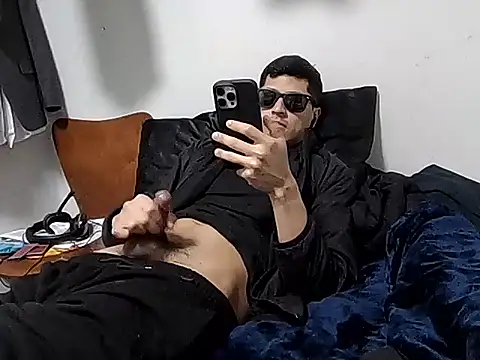 PerroDemonioHot online show from 02/03/26, 06:13