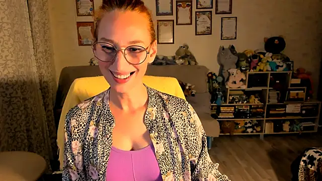 red rocco online show from 09/17/25, 03:46