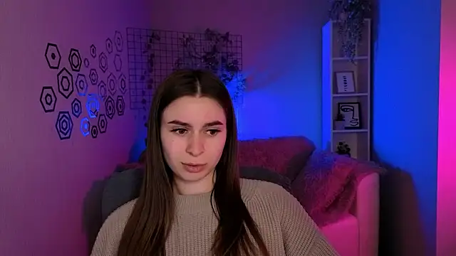 flora ri online show from 02/02/26, 06:06