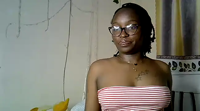 Vprettieeer online show from 01/18/25, 12:13