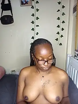 Vprettieeer online show from 03/05/25, 03:08