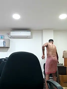 xx54362 online show from 03/20/25, 04:31