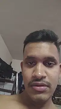 Snapshot of xx54362 chatting on 11/10/25, 10:25 xx54362 online show from 11/10/25, 10:25