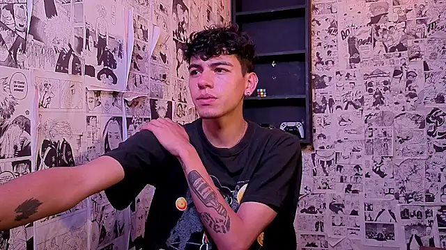 Snapshot of Mickey_Magic chatting on 02/01/26, 04:00 Mickey Magic online show from 02/01/26, 04:00