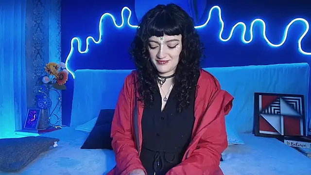 JeanneSabatier online show from 04/07/26, 07:36