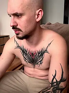 Snapshot of AssHunter4k chatting on 01/16/26, 09:02 AssHunter4k online show from 01/16/26, 09:02