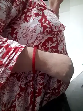 Hot Juicy Candy online show from 12/18/25, 08:53