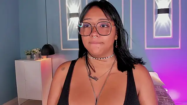 isabella zc online show from 07/09/26, 12:09
