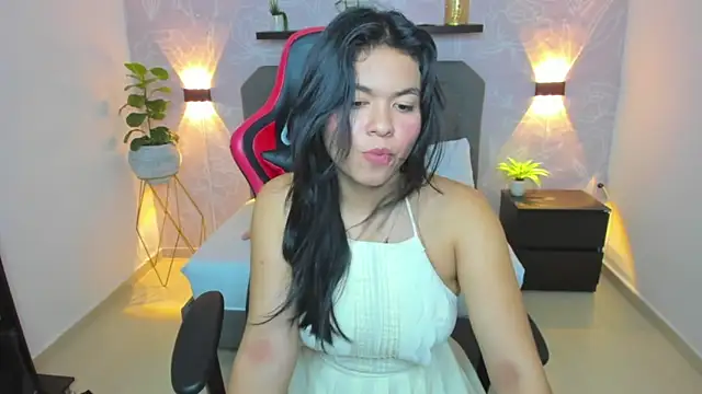 adarna13  online show from 02/18/25, 02:16