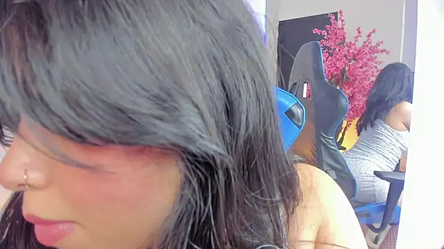 adarna13  online show from 10/06/25, 07:22