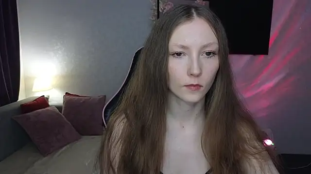 Snapshot of Sweeet_Lilit chatting on 10/07/25, 10:18 Sweeet Lilit online show from 10/07/25, 10:18