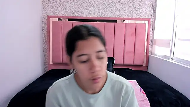 Connie Bell online show from 12/20/25, 07:43