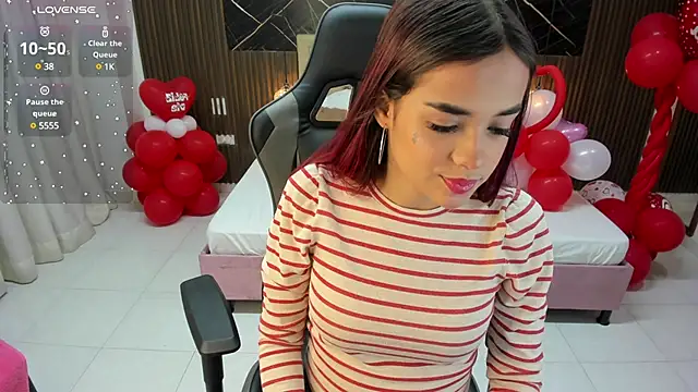 Lolly 18 online show from 02/12/25, 12:01