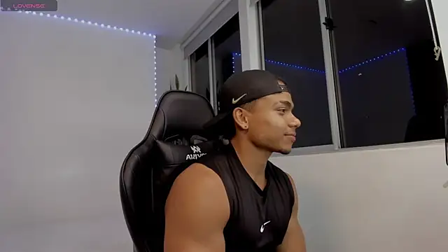 XavierColeman online show from 04/30/26, 01:23