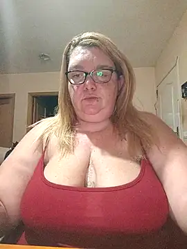 diosacurvy1984 online show from 12/05/25, 08:01