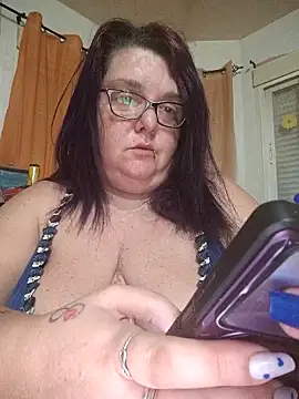 diosacurvy1984 online show from 02/26/26, 08:46